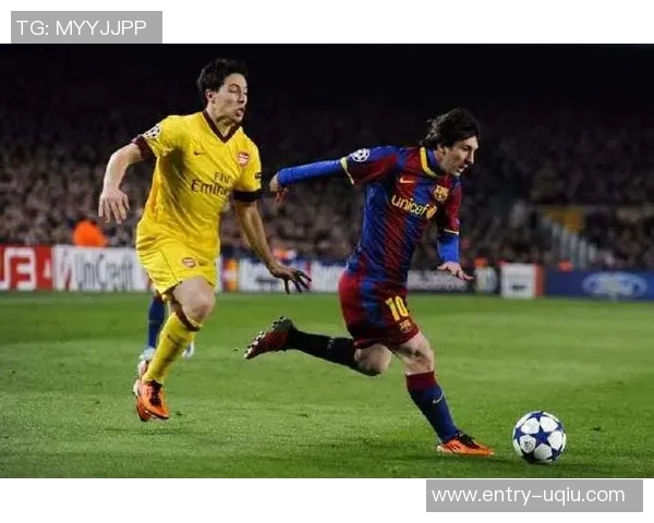 纳斯里：巴黎统治力显著下半场压制巴萨几乎窒息